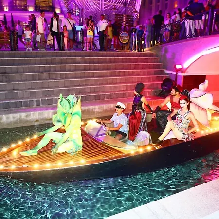 Villa Paradise Town Lisa