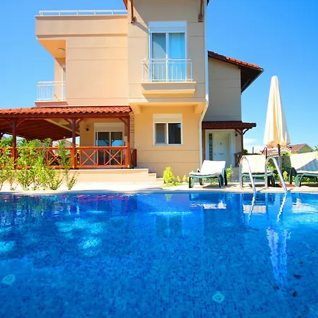 Villa Paradise Town Lisa *