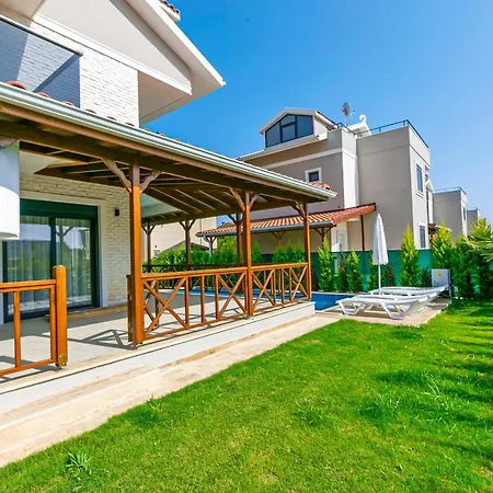 Paradise Town Lisa 别墅 *