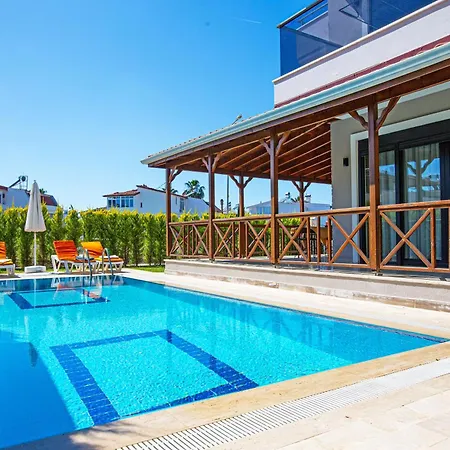 Paradise Town Lisa 别墅 *