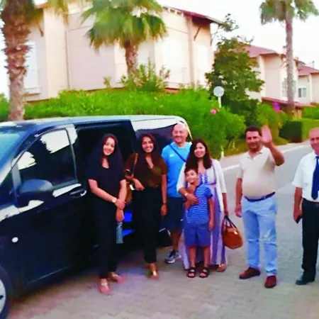 بارادايس تاون ليزا فيلة بيليك
