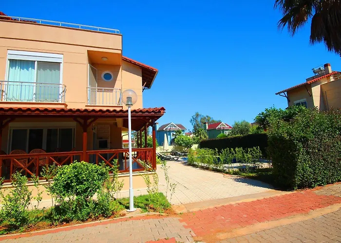 Paradise Town Lisa Villa *